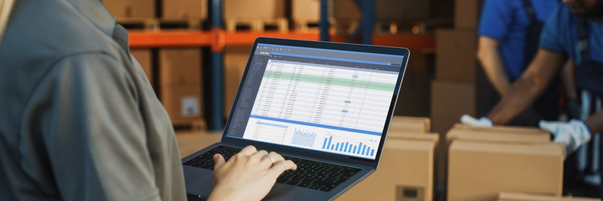 Female,Manager,Using,Laptop,Computer,To,Check,Inventory.,In,The